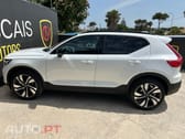 Volvo XC40 2.0 B3 Plus Dark