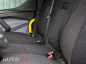 Ford Transit Custom Adaptada p/ 3 cadeiras de rodas
