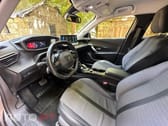 Peugeot 2008 1.2 PureTech Allure Pack EAT8