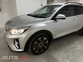 Kia Stonic 1.0 T-GDI 7DCT Drive