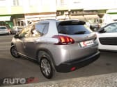 Peugeot 2008 1.2 PureTech Signature