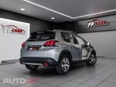 Peugeot 2008 1.2 PureTech Crossway