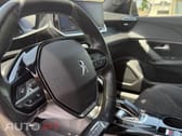 Peugeot 2008 1.2 PureTech GT EAT8