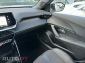 Peugeot 2008 1.2 PureTech GT EAT8