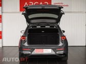 Volkswagen Golf 1.5 eTSI R-Line DSG