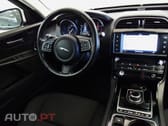 Jaguar XE 2.0 D Portfolio Aut.