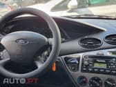 Ford Focus 1.4 X-Trend