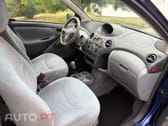 Toyota Yaris 1.0 VVT-I