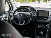 Peugeot 2008 1.2 VTi Allure