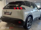Peugeot 2008 1.2 PureTech Allure EAT8