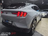 Ford Mustang Mach-E AWD PREMIUM