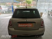 MINI Cooper D Baker Street