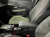 Peugeot 208 1.2 Hybrid Allure e-DCS6