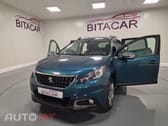 Peugeot 2008 1.2 PURETECH STYLE