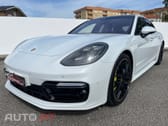 Porsche Panamera 4 E-Hybrid