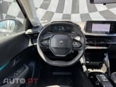 Peugeot E-208 50 kWh Style