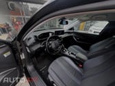 Peugeot E-2008 50 kWh Allure Pack