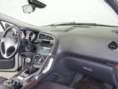 Peugeot 3008 1.6 HDi Allure