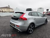 Volvo V40 2.0 D2 R-Design