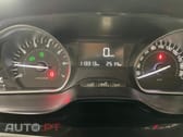 Peugeot 208 1.2 PureTech Signature