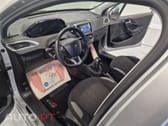 Peugeot 208 1.2 STYLE