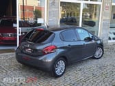 Peugeot 208 1.2 PureTech Style