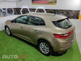 Renault Clio Outro