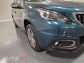 Peugeot 2008 1.2 PURETECH STYLE