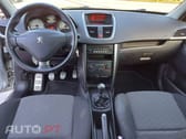 Peugeot 207 1.4 16V SE Sportium