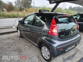 Peugeot 107 1.0 Poucos Kms