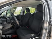 Peugeot 208 1.2 PureTech Signature