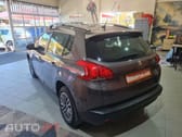 Peugeot 2008 1.2 VTi Active