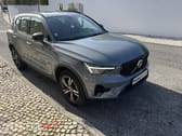 Volvo XC40 2.0 B3 Plus Dark