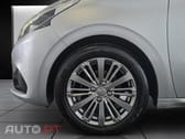 Peugeot 208 1.2 PureTech Signature