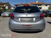 Peugeot 208 1.2 PureTech Signature