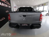 Mitsubishi L200 2.4 DI-D CD Invite Strakar Look 4WD