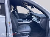 Audi Q7 55 TFSIe quattro S-LINE 