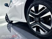 Peugeot 208 1.2 Hybrid Allure e-DCS6