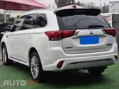 Mitsubishi Outlander 2.4L PHEV TWIN MOTOR 4WD INVITE