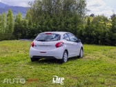 Peugeot 208 VTI Like