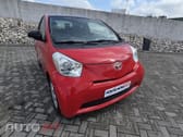 Toyota iQ 1.0 VVT-i