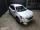 Peugeot E-2008 50 kWh Allure Pack