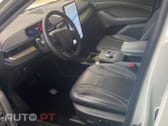 Ford Mustang Mach-E 75.7 kWh Base
