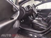 Volvo V40 2.0 D4 R-Design