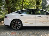 Tesla Model S 90D
