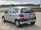 Toyota Yaris 1.0 Base C/Radio