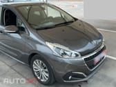 Peugeot 208 1.2 PureTech Signature