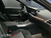 BMW 330 e Pack Desportivo M Pro Auto
