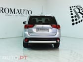 Mitsubishi Outlander 2.2 DI-D Intense+