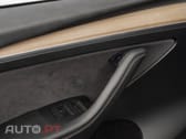 Tesla Model Y Long Range Tração Integral